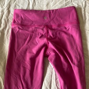 LuluLemon reversible capri leggings